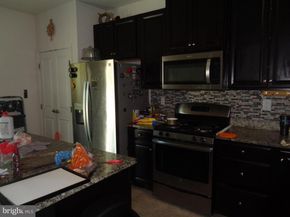 61 Old Cedarbrook Road, Wyncote PA 19095