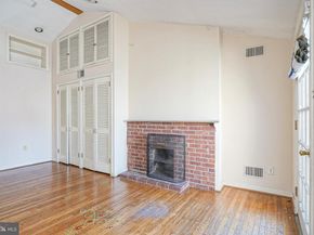 522 S 24TH Street, Philadelphia PA 19146