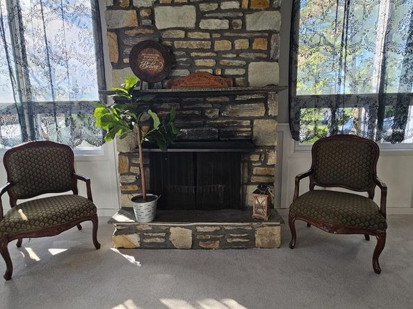609 Foster Road, Cheltenham PA 19012