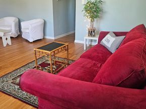 609 Foster Road, Cheltenham PA 19012