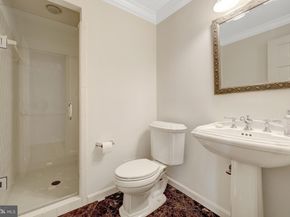 911 Rail Court, Mclean VA 22102
