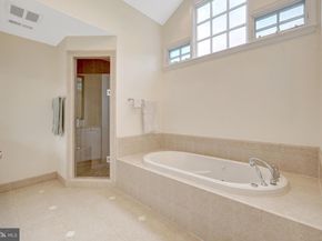 911 Rail Court, Mclean VA 22102