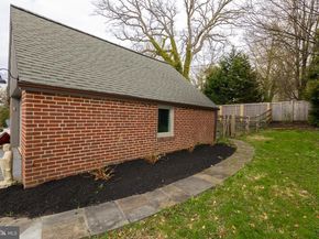 8862 Norwood Avenue, Philadelphia PA 19118