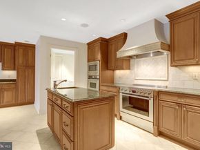 1201 N Nash Street 402, Arlington VA 22209