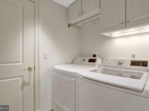 1201 N Nash Street 402, Arlington VA 22209