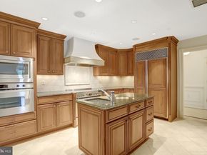 1201 N Nash Street 402, Arlington VA 22209