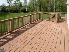 19 Viburnum Court, Lafayette Hill PA 19444