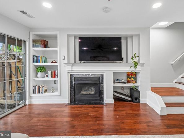 343 Helmuth Lane, Alexandria VA 22304