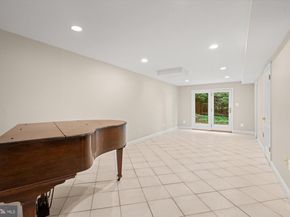 5511 Bradley Boulevard, Bethesda MD 20814
