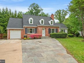 5511 Bradley Boulevard, Bethesda MD 20814