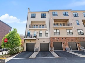 7538 Sawyer Farm Way 1414, Mclean VA 22102