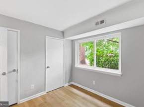 8006 Chanute Place 17/4, Falls Church VA 22042