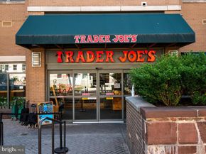 2501 M Street NW 722, Washington DC 20037