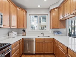 5352 43rd Street NW, Washington DC 20015