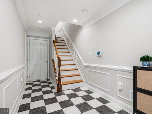 5352 43rd Street NW, Washington DC 20015