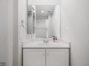 5352 43rd Street NW, Washington DC 20015