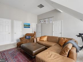 5352 43rd Street NW, Washington DC 20015