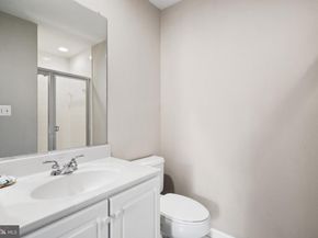 5352 43rd Street NW, Washington DC 20015
