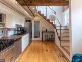 320 Race Street 1, Philadelphia PA 19106
