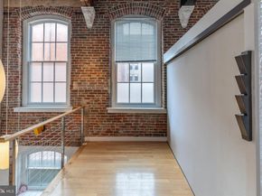 320 Race Street 1, Philadelphia PA 19106