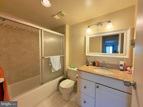 200 Lombard Street 534, Philadelphia PA 19147