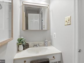 6705 Washington Boulevard D, Arlington VA 22205