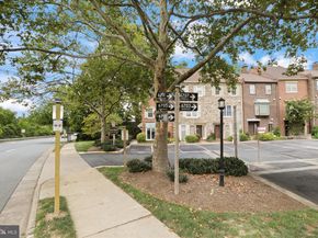 6705 Washington Boulevard D, Arlington VA 22205