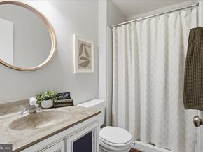 6705 Washington Boulevard D, Arlington VA 22205