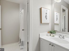 6705 Washington Boulevard D, Arlington VA 22205