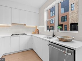 654 Fairmount Avenue MODEL, Philadelphia PA 19123