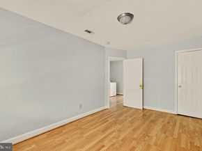 1227 18TH Place NE, Washington DC 20002