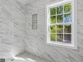 9925 Conestoga Way, Potomac MD 20854