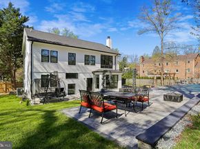 9925 Conestoga Way, Potomac MD 20854
