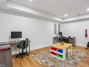 9925 Conestoga Way, Potomac MD 20854
