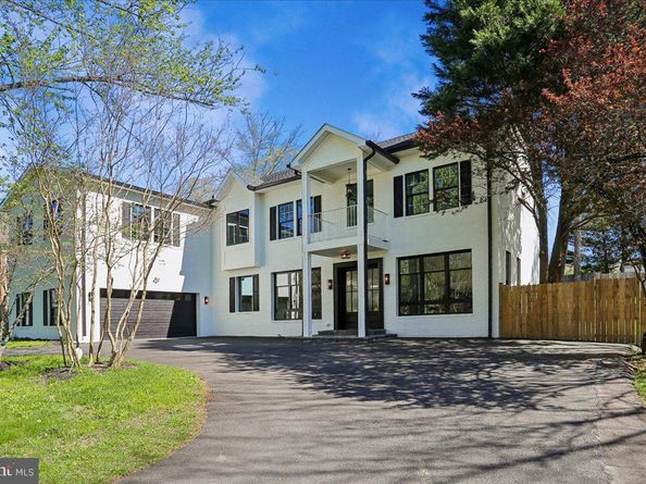 9925 Conestoga Way, Potomac MD 20854