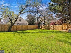 9925 Conestoga Way, Potomac MD 20854