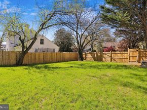 9925 Conestoga Way, Potomac MD 20854