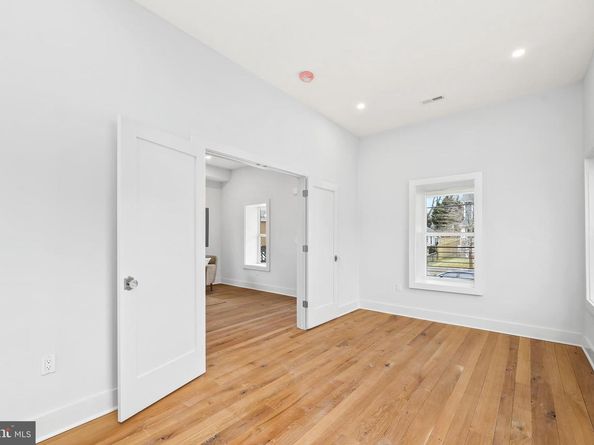 1713 N Cameron Street, Arlington VA 22207