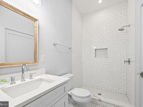 1713 N Cameron Street, Arlington VA 22207