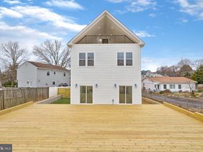 1713 N Cameron Street, Arlington VA 22207