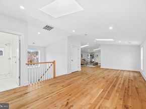 1713 N Cameron Street, Arlington VA 22207
