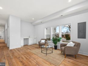 1713 N Cameron Street, Arlington VA 22207