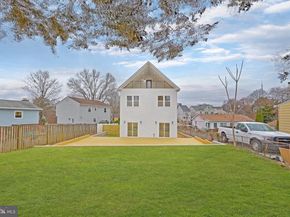 1713 N Cameron Street, Arlington VA 22207