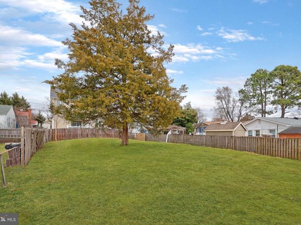 1713 N Cameron Street, Arlington VA 22207