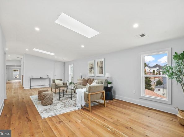 1713 N Cameron Street, Arlington VA 22207