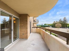1250 S Washington Street S 116, Alexandria VA 22314