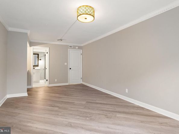 1250 S Washington Street S 116, Alexandria VA 22314
