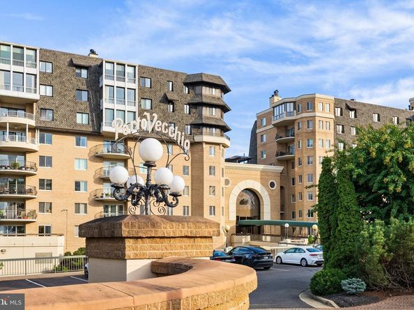 1250 S Washington Street S 116, Alexandria VA 22314