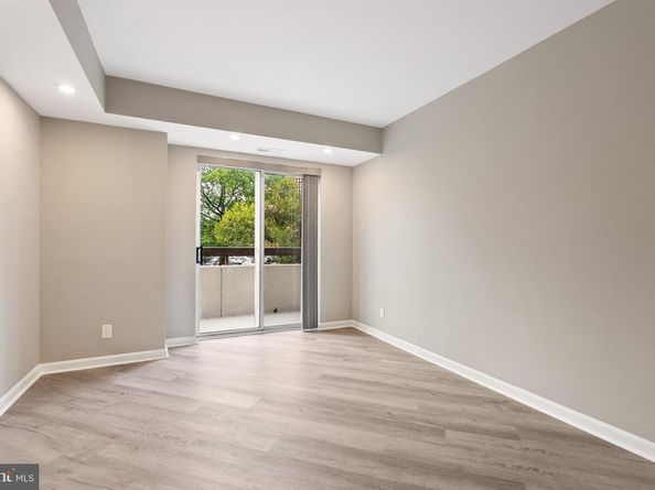 1250 S Washington Street S 116, Alexandria VA 22314