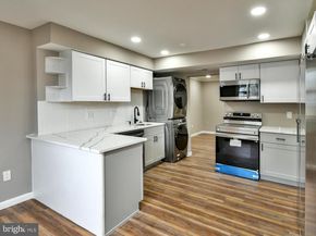1028 Brixton Court, Sterling VA 20164